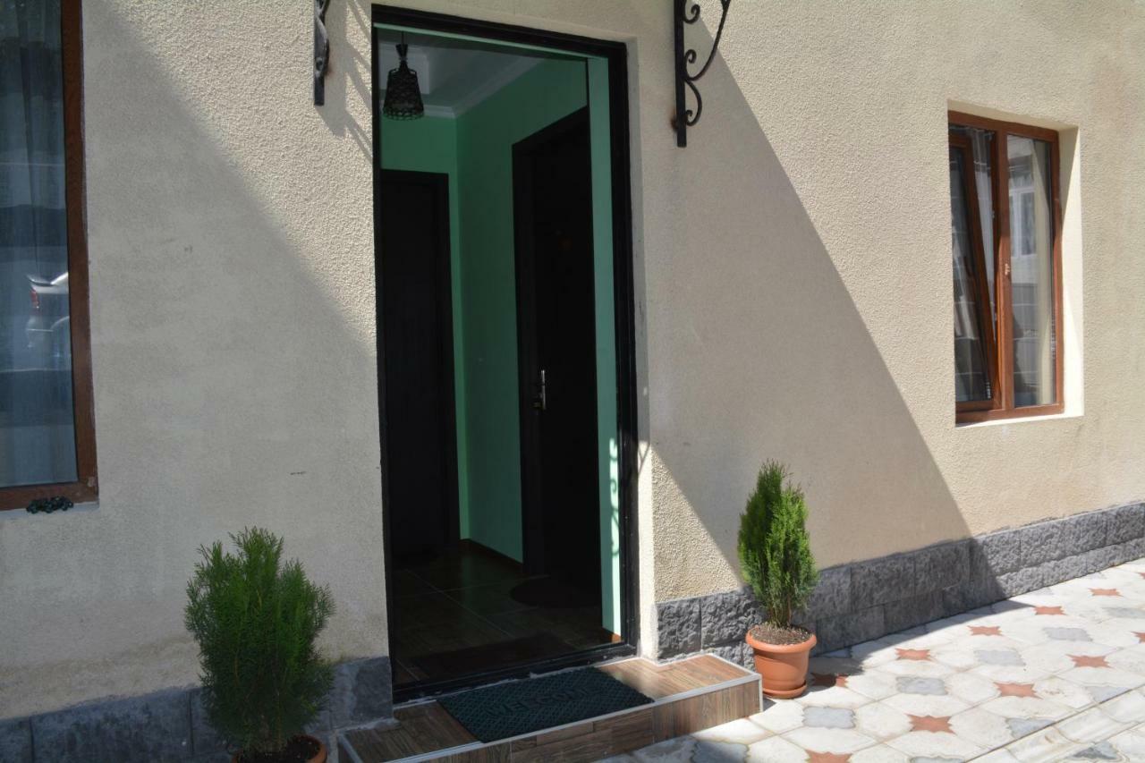 Hotel Central Kutaisi Exterior foto